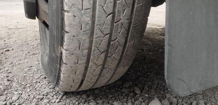 IVECO DAILY 6 FOURGON PHASE 3 35C18 3,0D 16V HI-MATIC 175 CV BOITE AUTO – 56951 KMS BLANC GR-138-PX