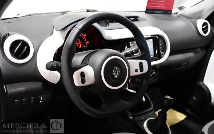 RENAULT TWINGO 1.0 SCE 65 EQUILIBRE
 NOIR GR-223-YH