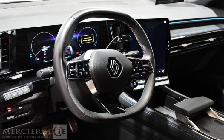RENAULT AUSTRAL ICONIC ESPRIT ALPINE E-TECH ROUGE GR-361-KM