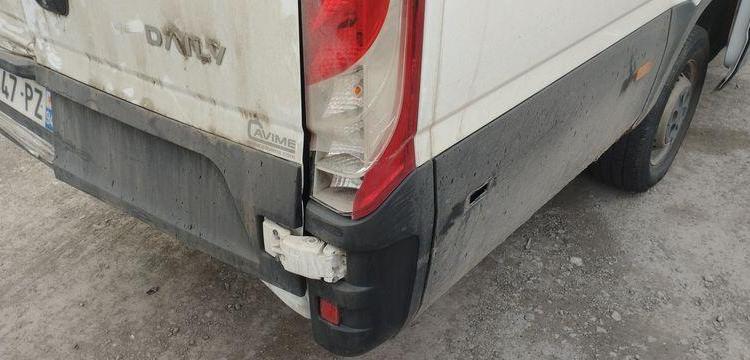 IVECO DAILY 6 FOURGON PHASE 3 35S18 3,0D HI MATIC 175 CV BOITE AUTO – 73647 KMS BLANC GR-947-PZ