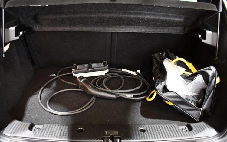 RENAULT TWINGO R80 E-TECH 80 42PPM 22KWH ACHAT-INTEGRAL TECHNO BVA
 NOIR GT-923-WM