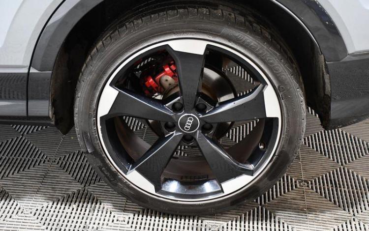 AUDI Q2 35 TFSI 1,5 150CH STRONIC 7 GRIS GV-128-EG
