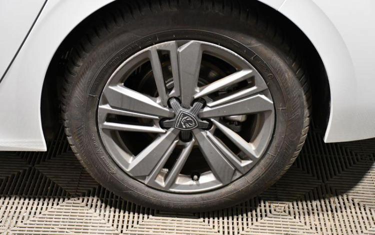 PEUGEOT 308 ALLURE PURE TECH 130 BLANC GV-247-KL