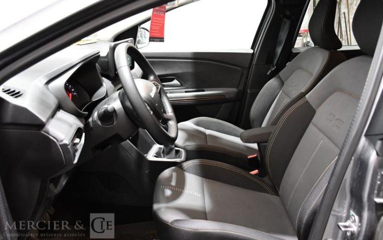DACIA JOGGER EXTREME+ TCE 110 7PL GRIS GV-436-TN