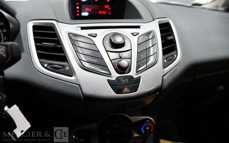 FORD FIESTA 1,2 60 TREND BLEU GV-517-PK
