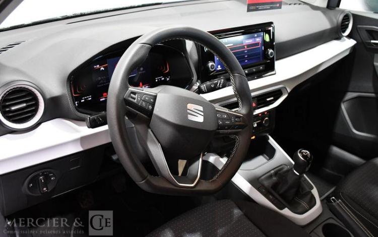 SEAT ARONA  TSI 95 CH GRIS GV-786-GA