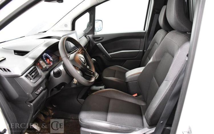 RENAULT KANGOO VAN GD CFT BLUE DCI 95 BLANC GX-550-DT