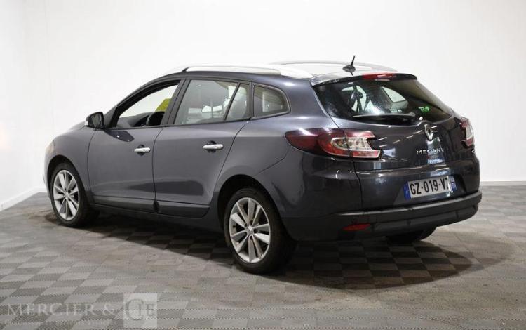 RENAULT MEGANE ESTATE 1.5 DCI 110 CARMINAT TOMTOM
 BLEU GZ-019-VZ