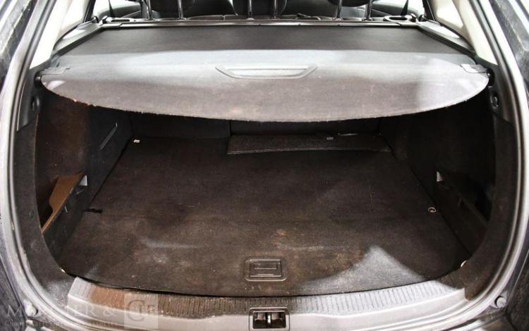 RENAULT MEGANE ESTATE 1.5 DCI 110 CARMINAT TOMTOM
 BLEU GZ-019-VZ