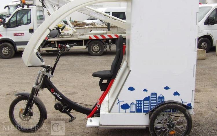 YOKLER YOKLER VELO TRICYCLE CARGO ELECTRIQUE – COFFRE ARRIERE 1M3 AVEC DOUBLE PORTE  TRI0023