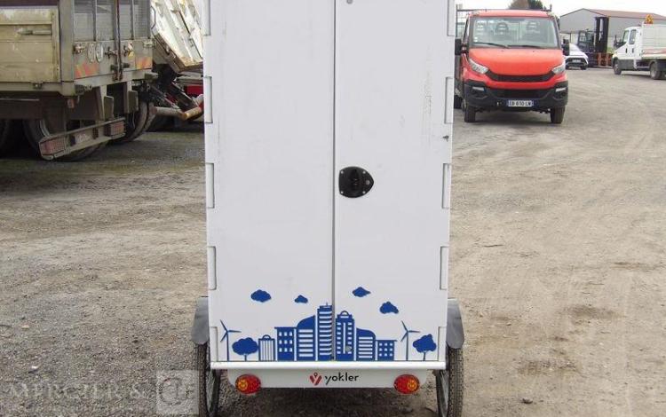 YOKLER YOKLER VELO TRICYCLE CARGO ELECTRIQUE – COFFRE ARRIERE 1M3 AVEC DOUBLE PORTE  TRI0023