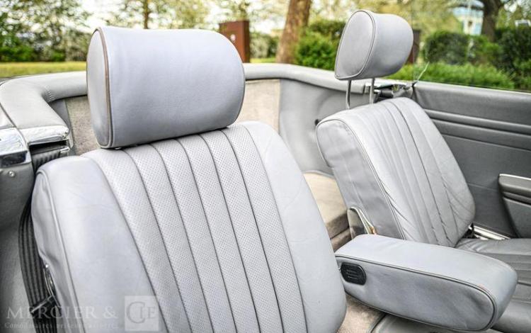 MERCEDES 450 SL V8  65486