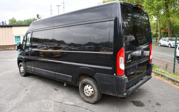 CITROEN JUMPER 35 L3H2 2,2 BLUEHDI 140 S&S MAN DRIVER NOIR 1YES624
