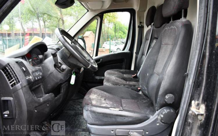 CITROEN JUMPER 35 L3H2 2,2 BLUEHDI 140 S&S MAN DRIVER NOIR 1YES624