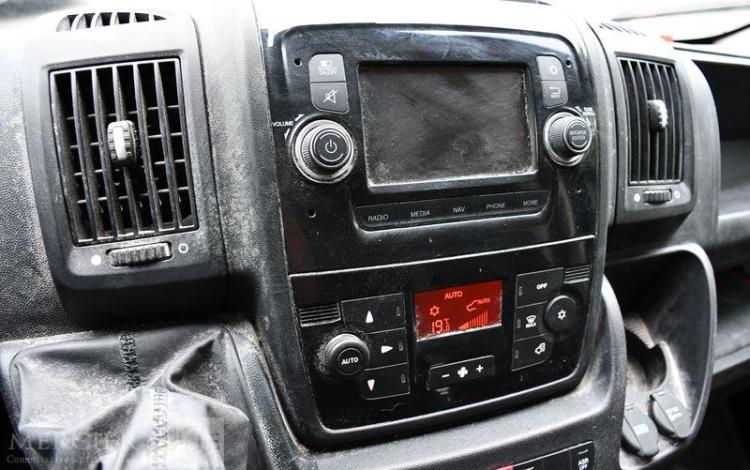 CITROEN JUMPER 35 L3H2 2,2 BLUEHDI 140 S&S MAN DRIVER NOIR 1YES624