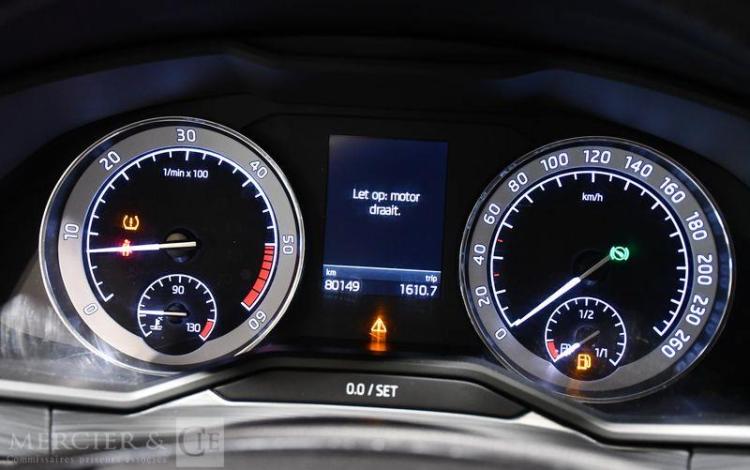 SKODA SUPERB SW 1,6 120CH CR TDI AMBITION DSG NOIR 1YJG485