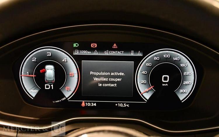 AUDI A4 AVANT 30 TDI 136CH BUSINESS EDITION S TRONIC GRIS 1YTZ052