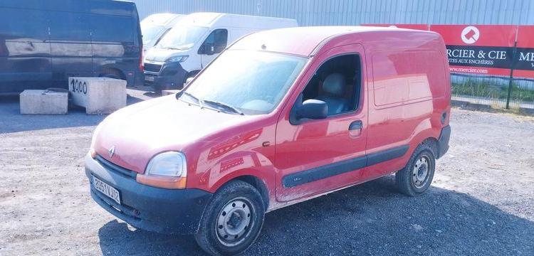 RENAULT KANGOO EXPRESS 1,2 16V 75 CV – ESSENCE – 86966 KMS – ANNEE 2003 BORDEAUX 2351VJ62