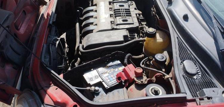 RENAULT KANGOO EXPRESS 1,2 16V 75 CV – ESSENCE – 140201 KMS – ANNEE 2003 BORDEAUX 2352VJ62