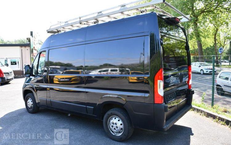 PEUGEOT BOXER 335 L2H2 2,2 BLUEHDI 165 S&S MAN 6 ASPHALT NOIR 2BNX516