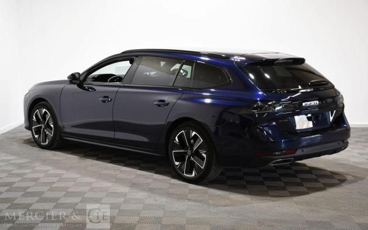 PEUGEOT 508 SW GT 1,5 BLUEHDI 130CH S&S EAT8 BLEU 2FJY279
