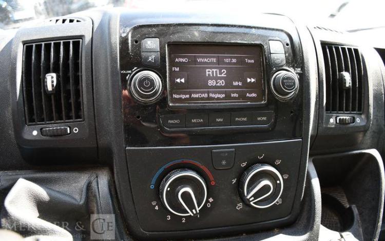 PEUGEOT BOXER 328 L1H1 2,2 BLUEHDI120 S&S PREMIUM BLANC 2GUQ883