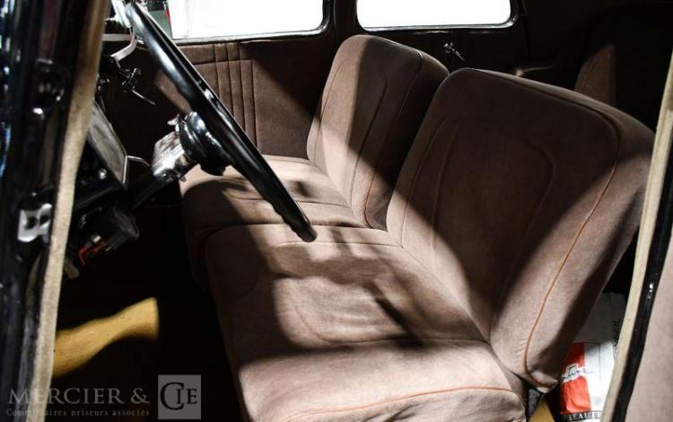 CITROEN TRACTION TYPE 15 SIX NOIR 3906LK59