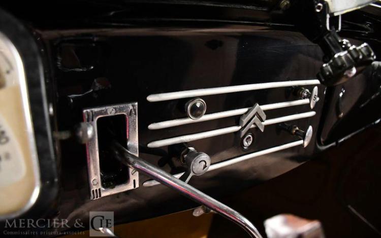CITROEN TRACTION TYPE 15 SIX NOIR 3906LK59