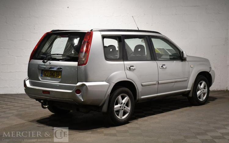 NISSAN X-TRAIL 2,2 DCI 135 CH ELEGANCE 4 WD GRIS 523BWQ59