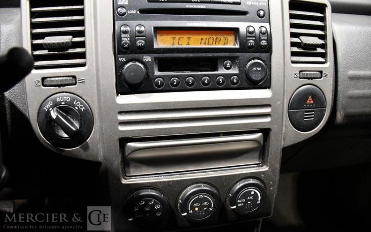 NISSAN X-TRAIL 2,2 DCI 135 CH ELEGANCE 4 WD GRIS 523BWQ59