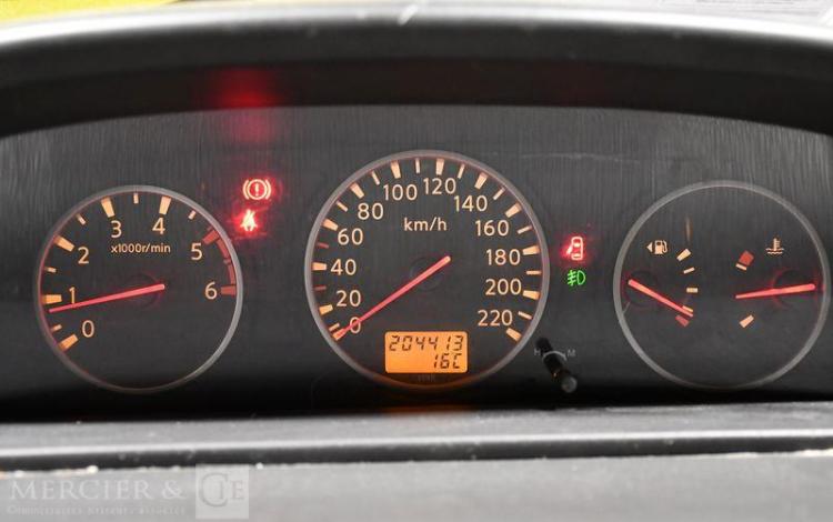NISSAN X-TRAIL 2,2 DCI 135 CH ELEGANCE 4 WD GRIS 523BWQ59