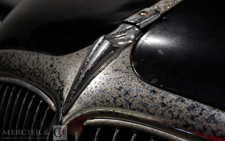 CITROEN TRACTION TYPE 15 SIX – MALLE NOIR 8601JJ59