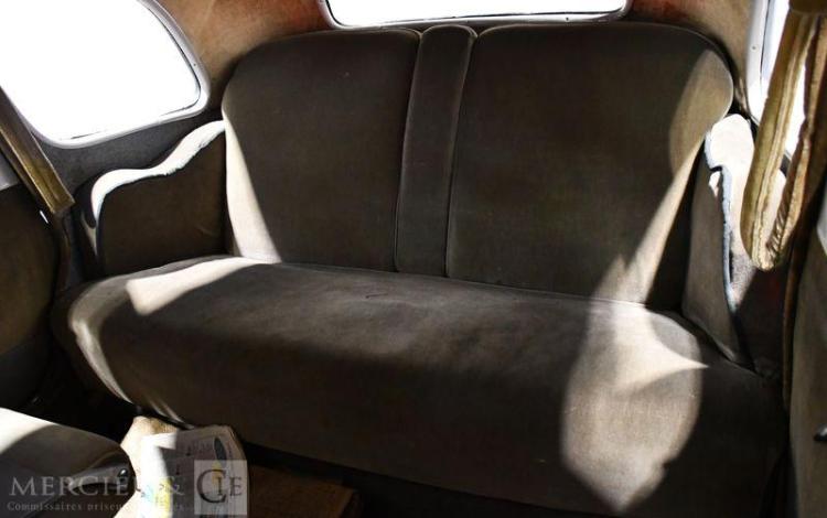 CITROEN TRACTION TYPE 15 SIX – MALLE NOIR 8601JJ59
