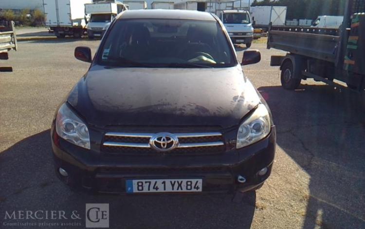 TOYOTA RAV-4 2.2 D4D 135 LIFE 4X4 NOIR 8741YX84