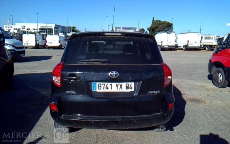 TOYOTA RAV-4 2.2 D4D 135 LIFE 4X4 NOIR 8741YX84