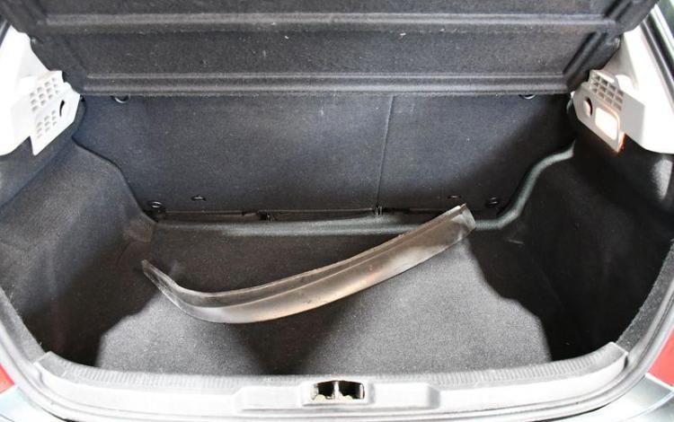 PEUGEOT 207 1,5 HDI 70CH TRENDY GRIS 87DFL59
