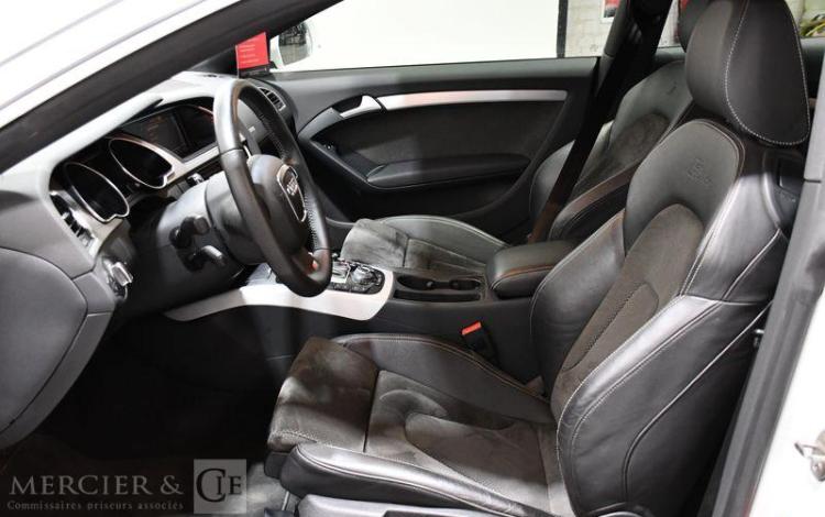 AUDI A5 2,7 TDI V6  AQ-156-YE