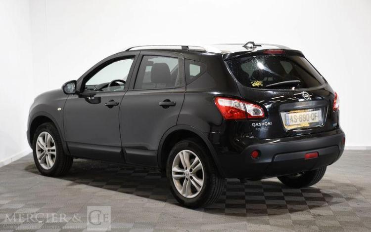 NISSAN QASHQAI 1,5 DCI105 CONNECT EDITION 2WD NOIR AS-690-QF