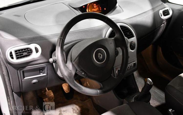 RENAULT MODUS GRIS AV-181-FB