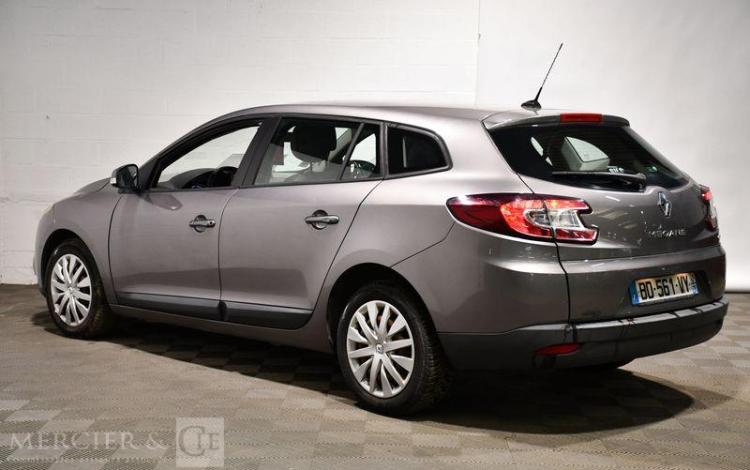 RENAULT MEGANE ESTATE 1.9 DCI 130 CARMINAT GRIS BD-561-VY