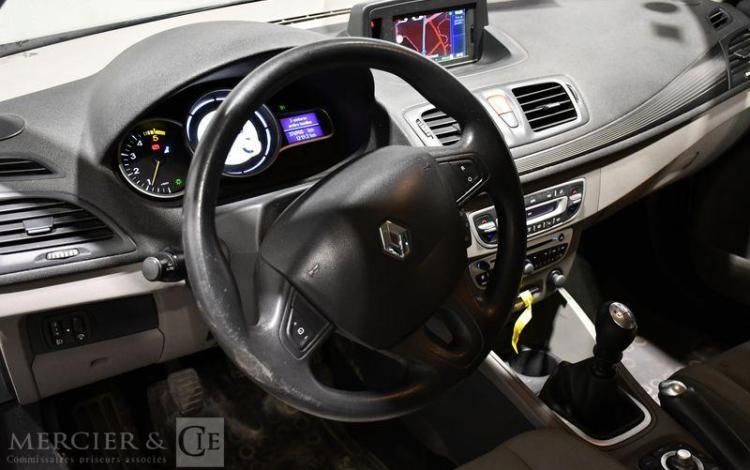 RENAULT MEGANE ESTATE 1.9 DCI 130 CARMINAT GRIS BD-561-VY