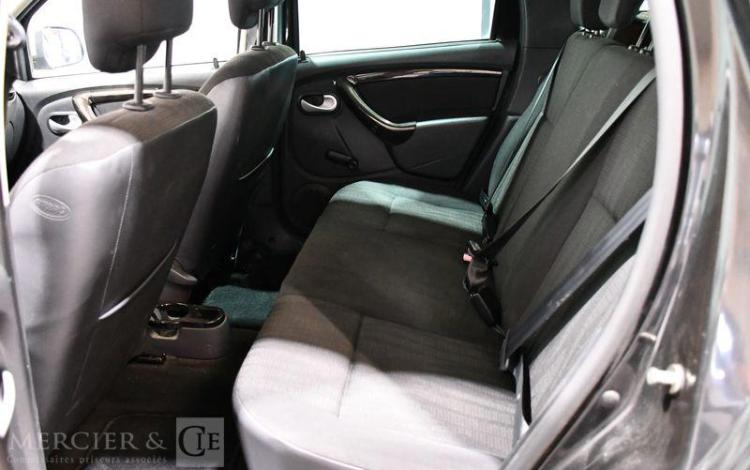 DACIA DUSTER 1.5 DCI 90 LAUREATE 4×2 NOIR BL-808-ZV