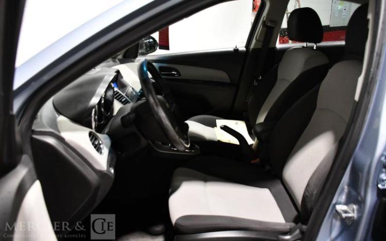 CHEVROLET CRUZE 2.0 VCDI 165 LTZ BLEU BM-337-JC