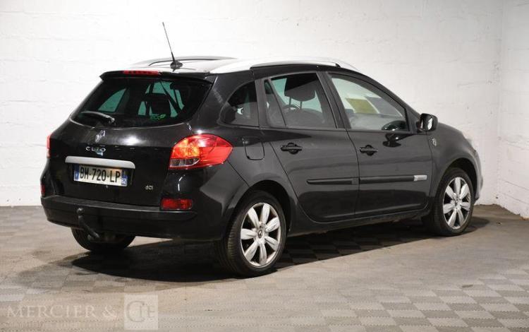 RENAULT CLIO ESTATE 1,5 DCI 105 XV DE FRANCE NOIR BM-720-LP