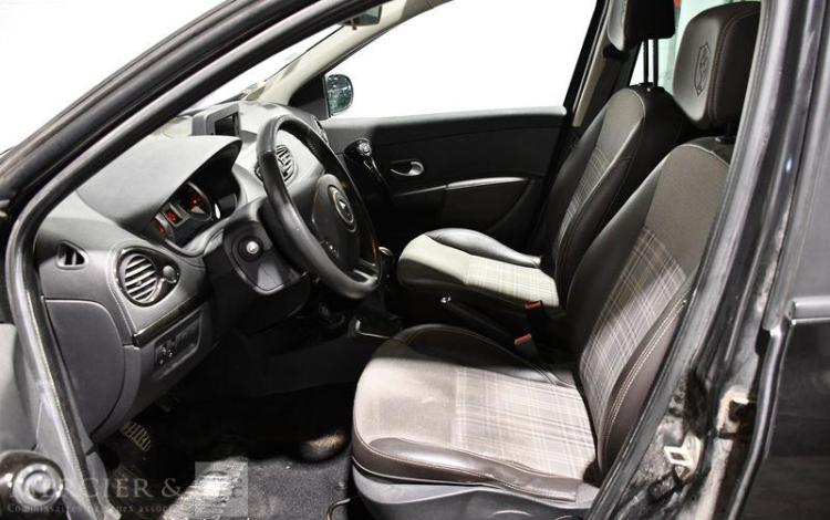 RENAULT CLIO ESTATE 1,5 DCI 105 XV DE FRANCE NOIR BM-720-LP