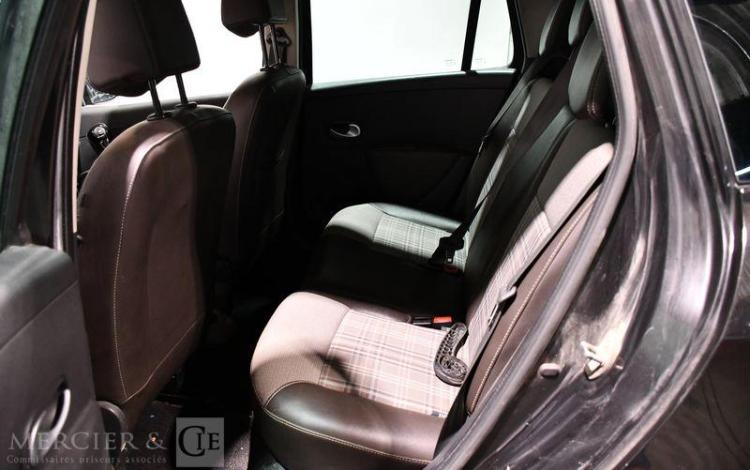 RENAULT CLIO ESTATE 1,5 DCI 105 XV DE FRANCE NOIR BM-720-LP
