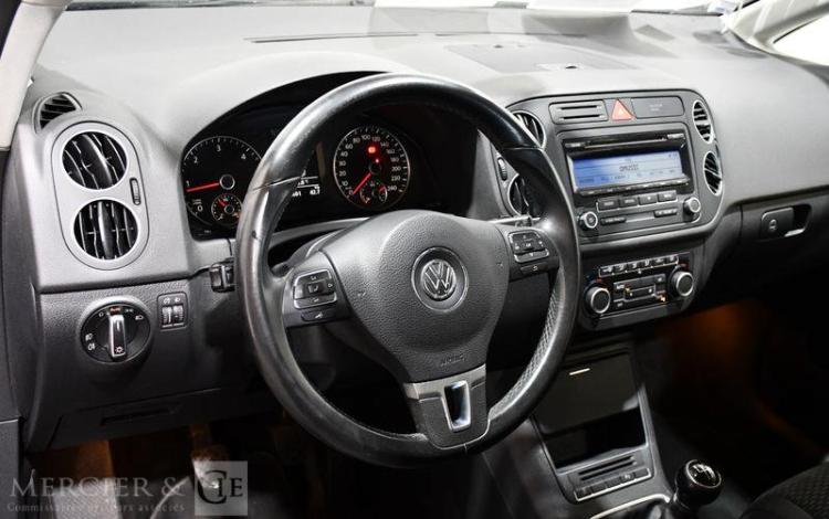 VOLKSWAGEN GOLF PLUS NOIR BM-913-GX