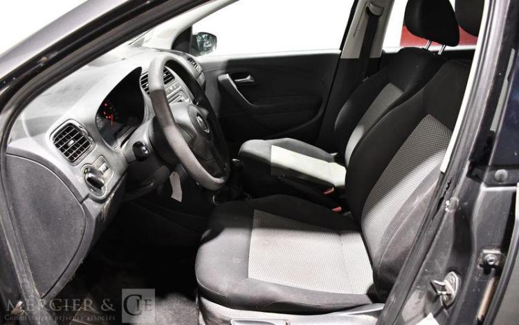 VOLKSWAGEN POLO 1,6 TDI CONFRTLINE 90CV GRIS BQ-720-KA