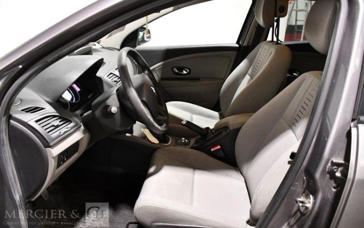 RENAULT MEGANE 1,5 DCI 90CH CARMINAT GRIS BQ-815-WN