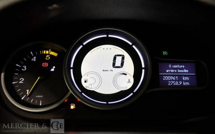 RENAULT MEGANE 1,5 DCI 90CH CARMINAT GRIS BQ-815-WN